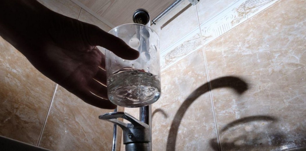 Чому пити воду з крана в Києві небезпечно